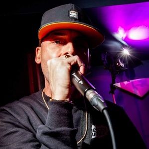 Meet your Posher, Charles